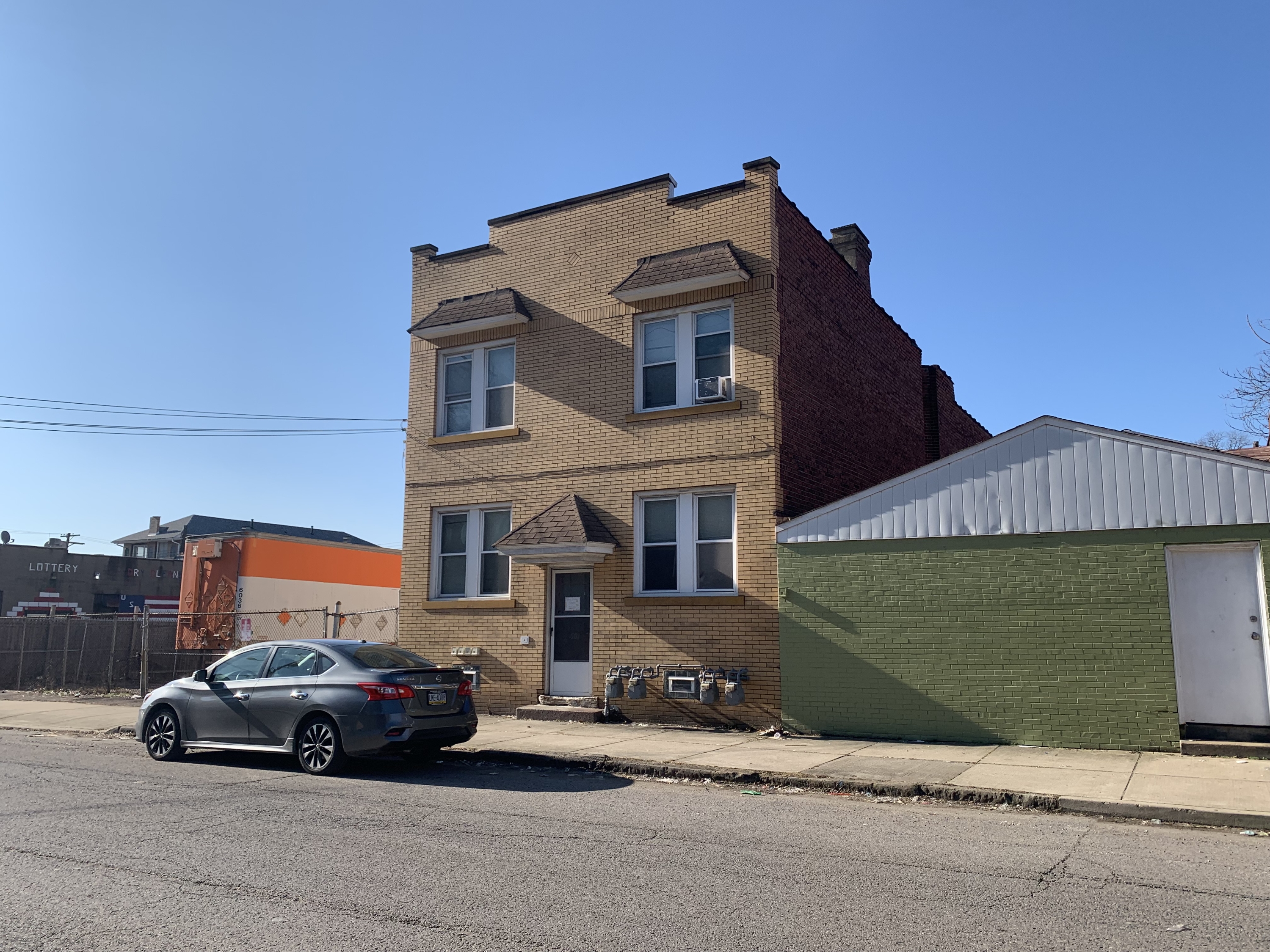 501 Broadway Avenue - 1